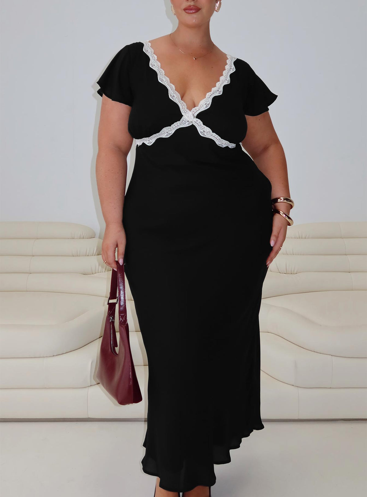 Barbarita Lace Maxi Dress Black Curve