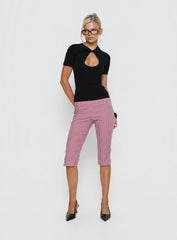 Rossie Capri Pants Red Gingham