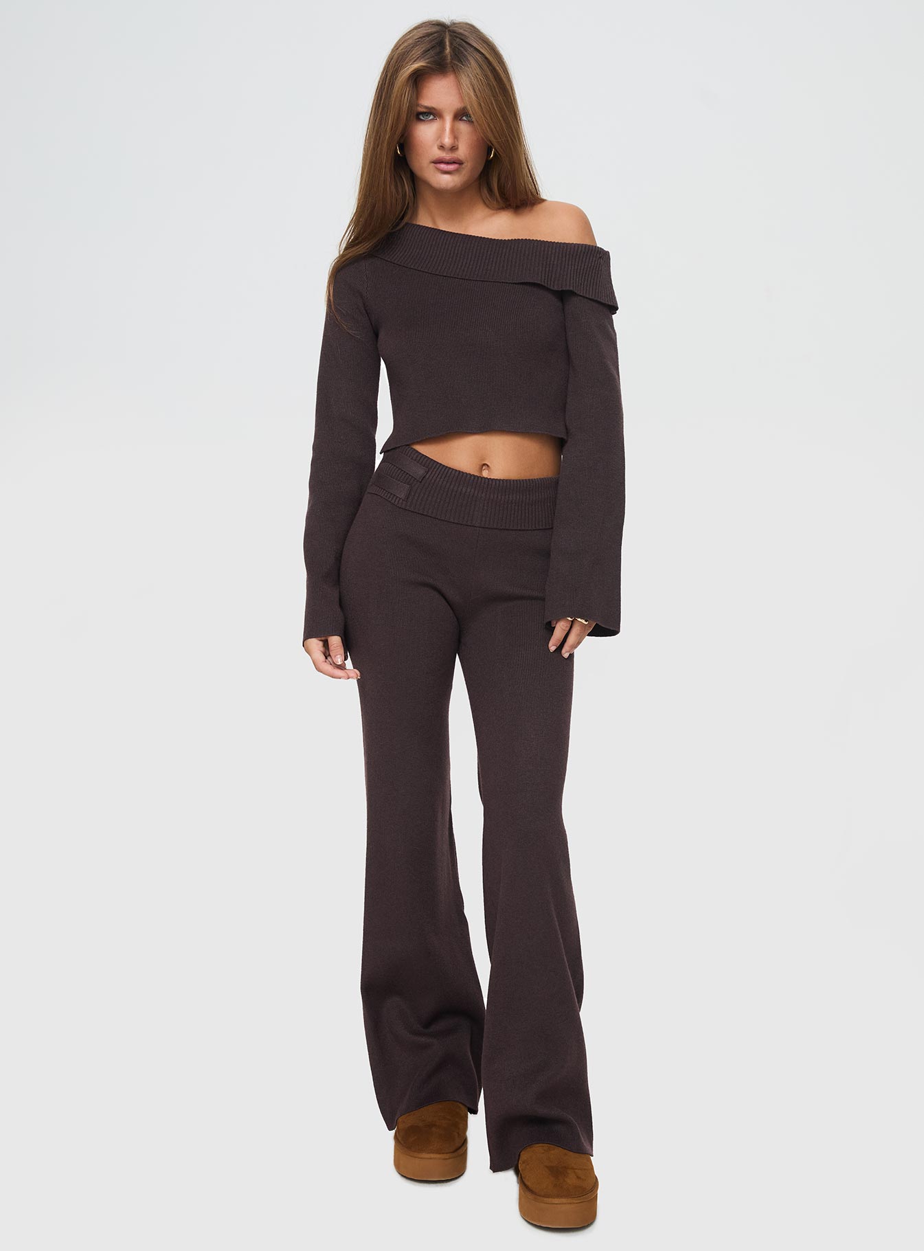 Sina Off The Shoulder Top Chocolate Tall