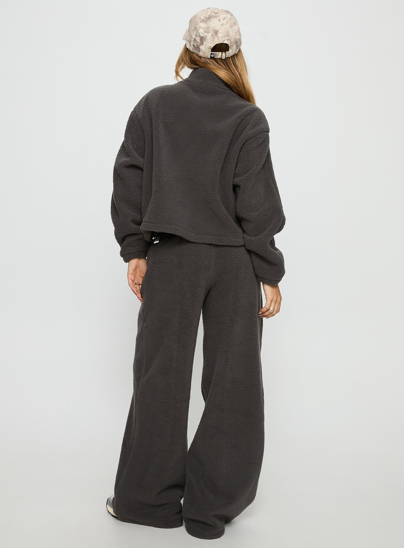 Siberia Fleece Track Pant Charcoal