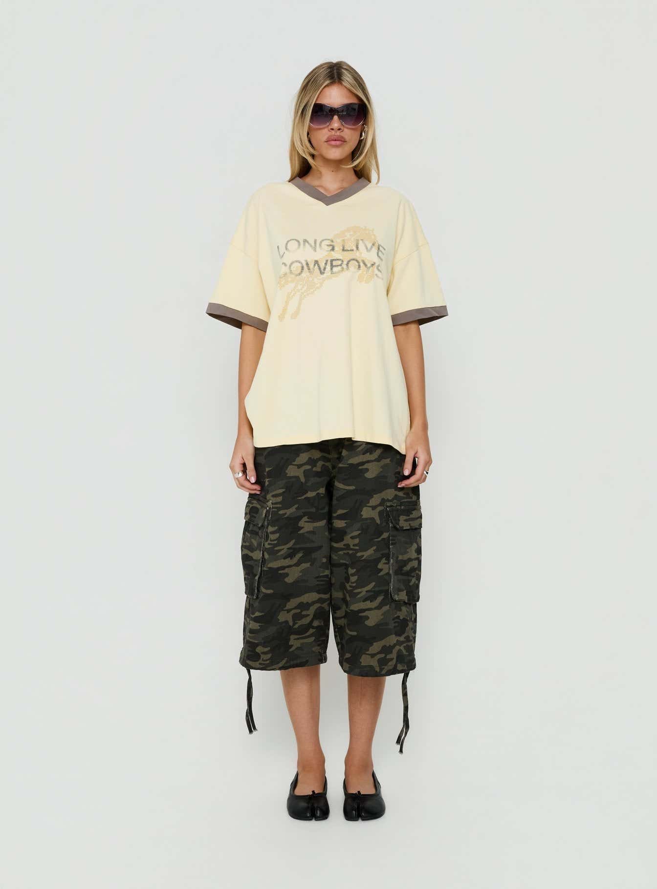 Long Live Cowboys V Neck Tee Butter