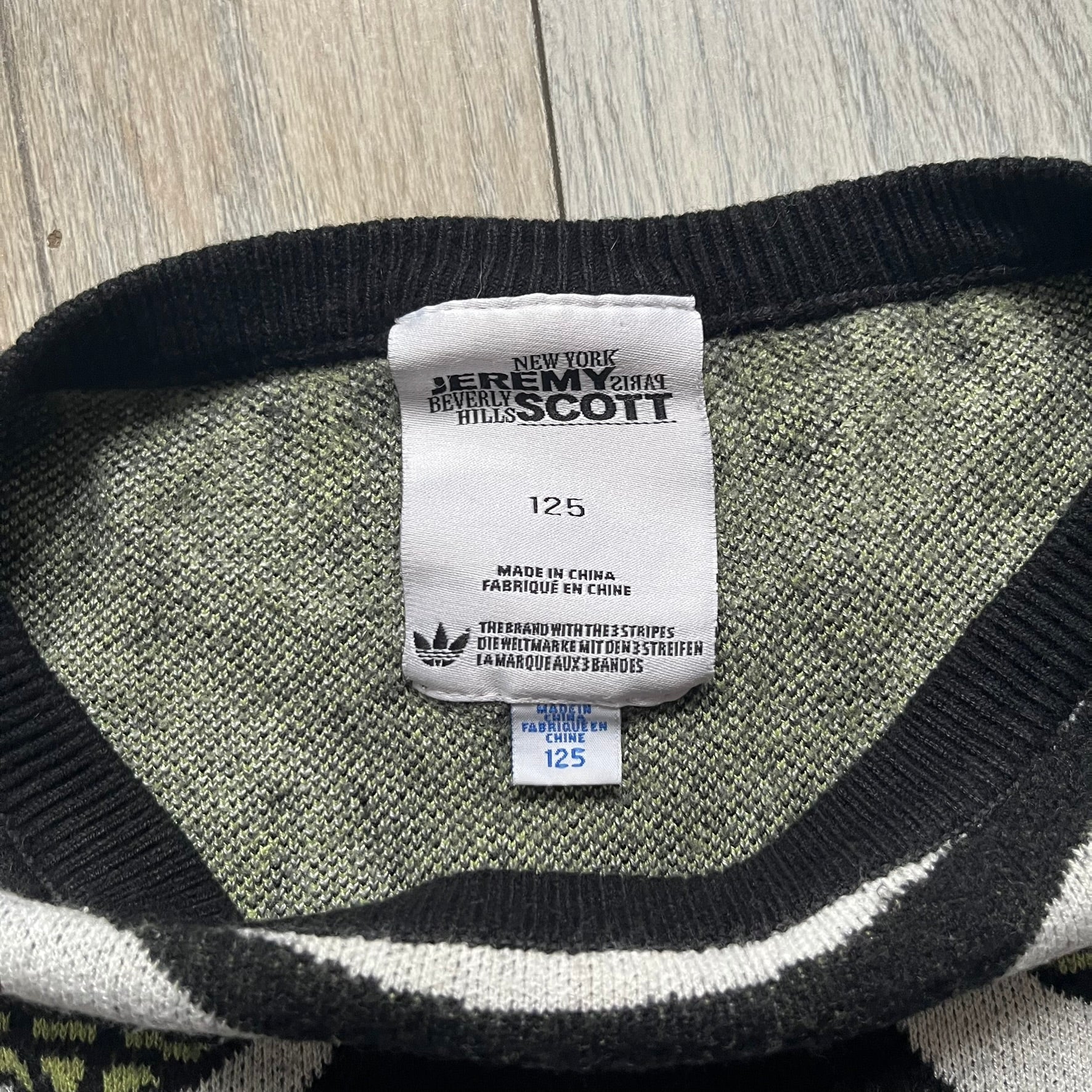 Adidas Jeremy Scott Alien Face 2012 Sweater