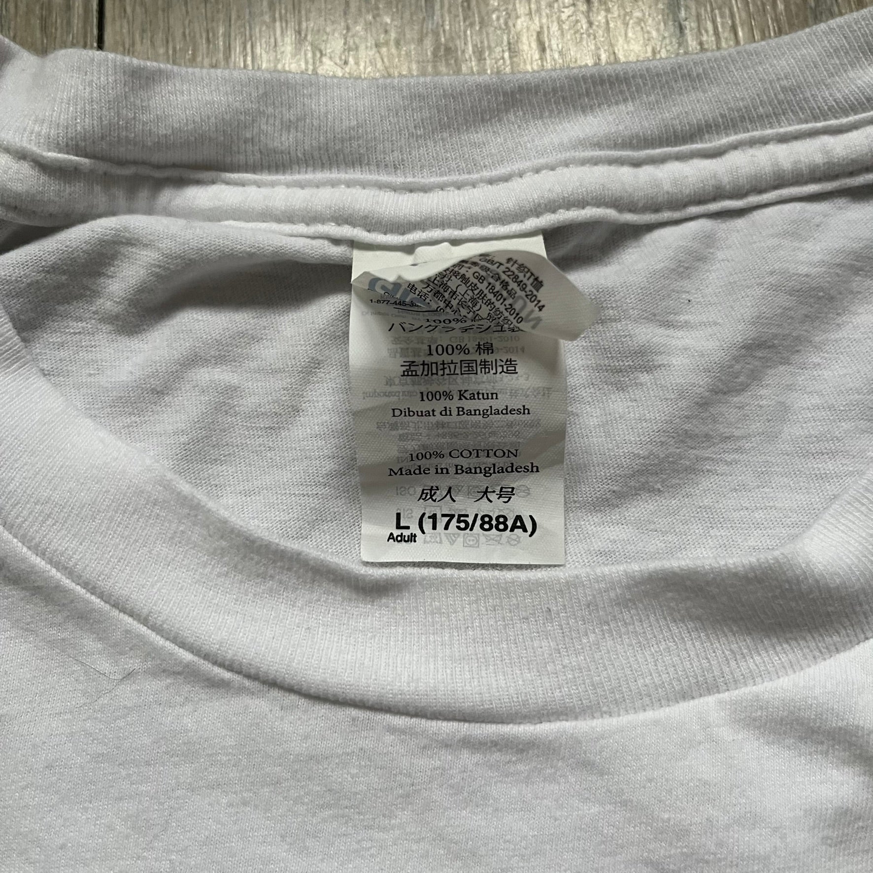CS:GO White & Red Logo 2010's Tee