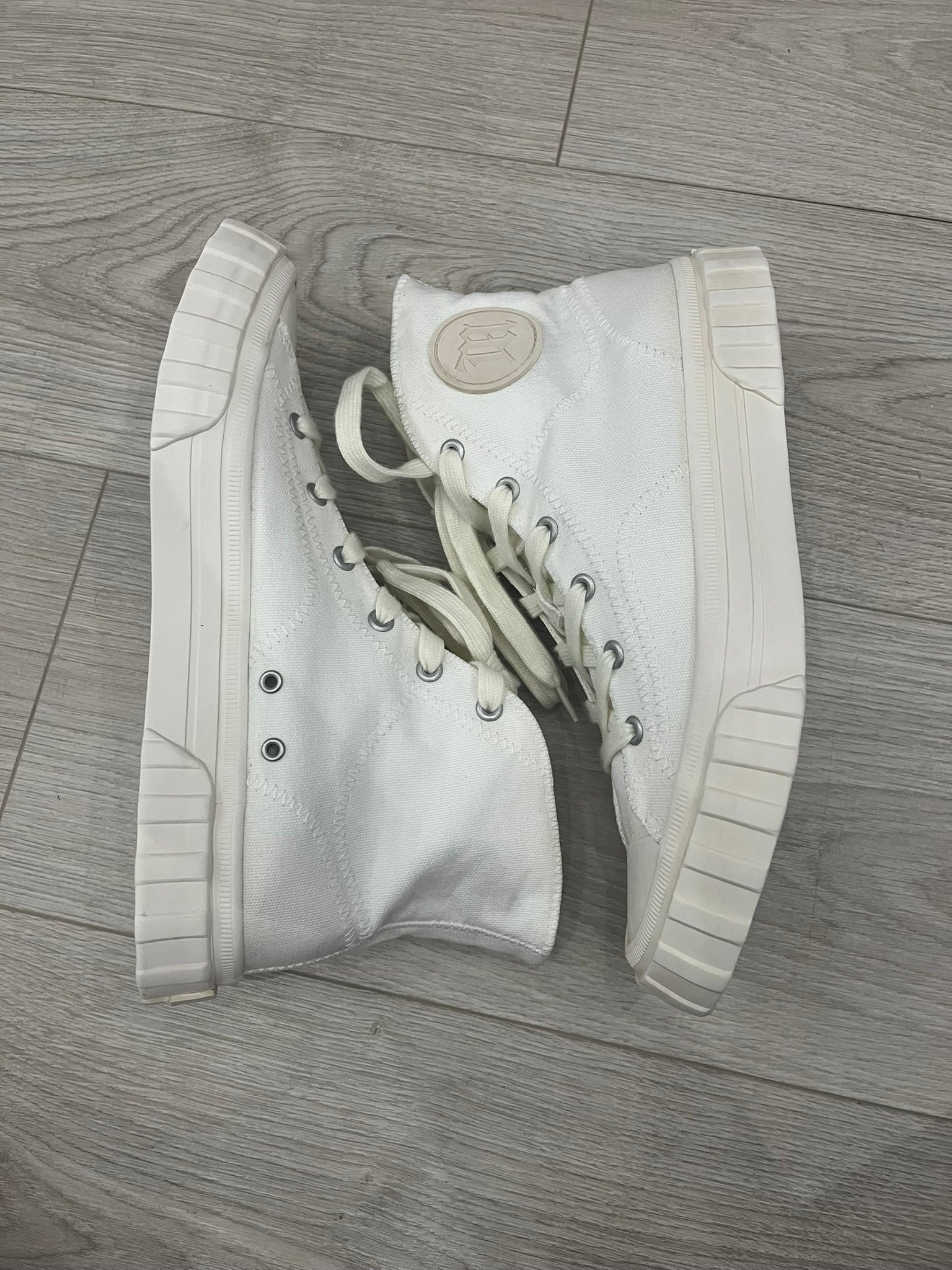 misbhv army sneaker