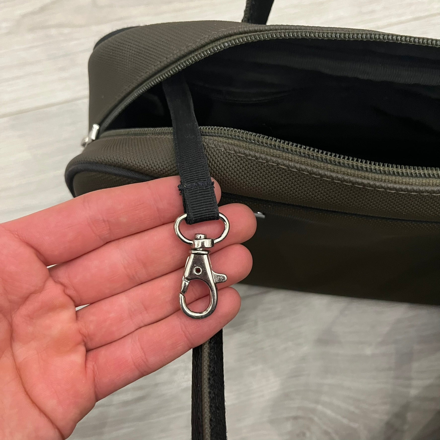 lacoste olive handbag