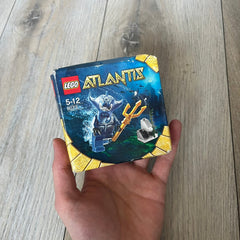 LEGO Atlantis 8073 Manta Warrior Set