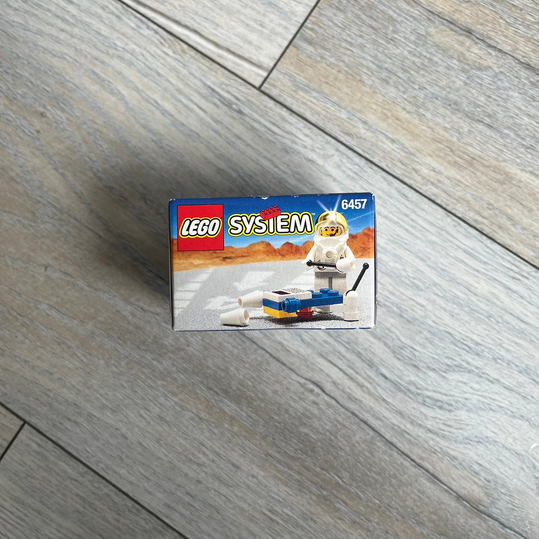 LEGO System 6457 Astronaut Figure Set
