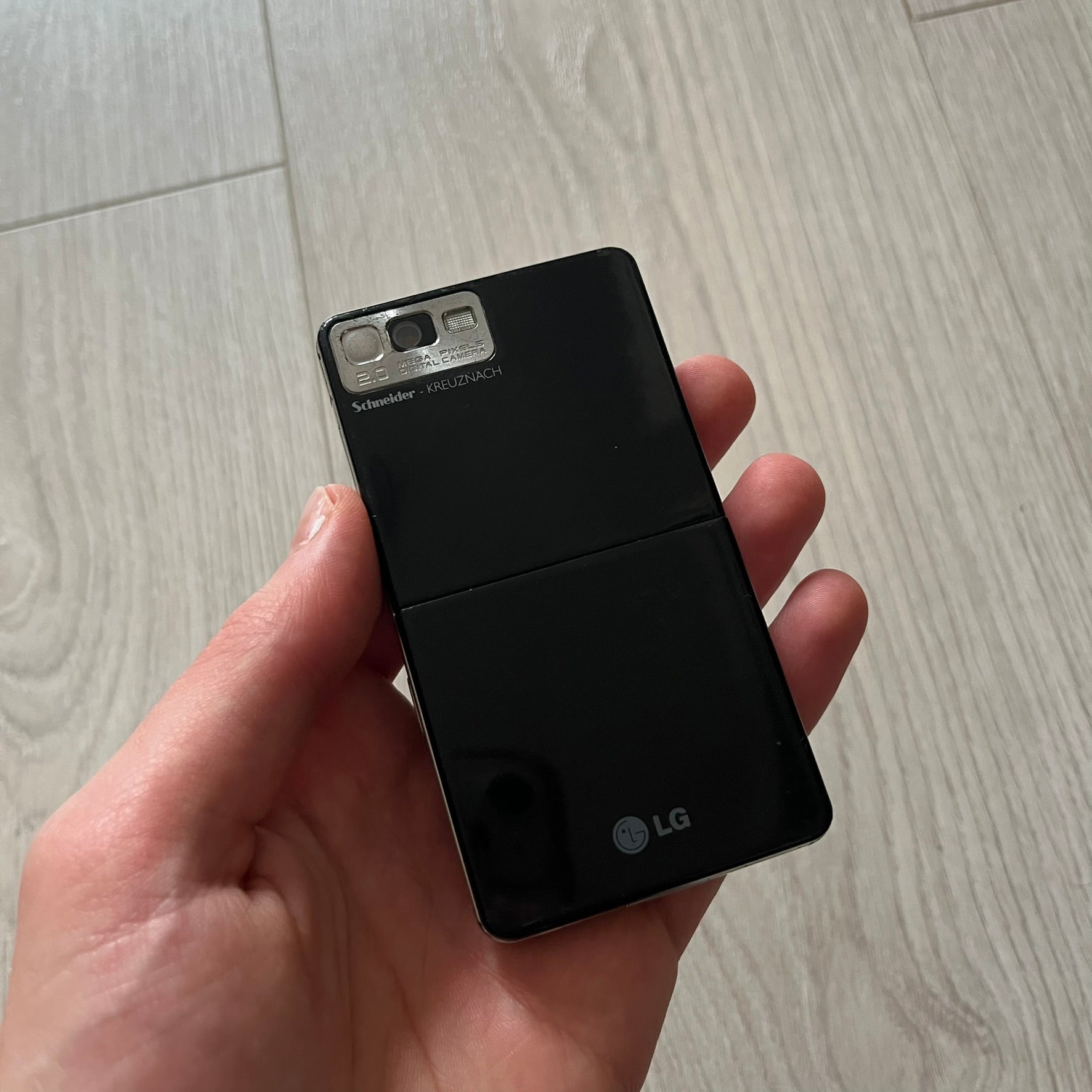 LG Prada KE850 Phone